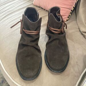 Thomas & Vine Gideon suede leather Boot size 10 excellent condition
